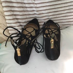 Jessica Simpson gladiator flats